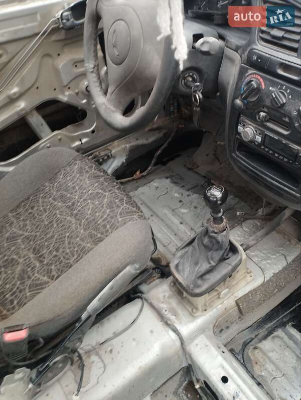 Седан Daewoo Lanos 2005 в Бучачі
