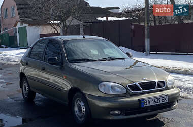 Daewoo Lanos  2003