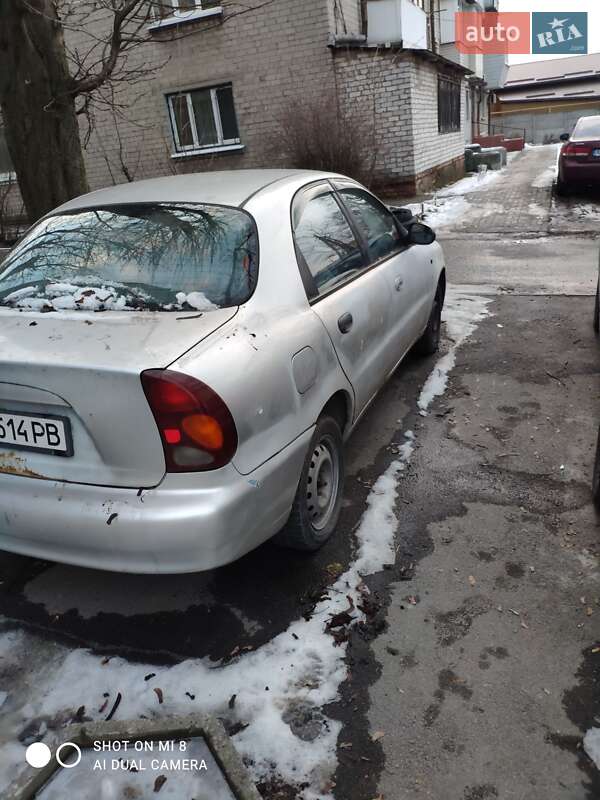 Седан Daewoo Lanos 2005 в Дніпрі