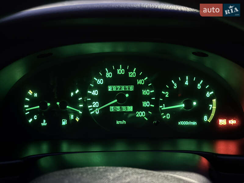 Седан Daewoo Lanos 1998 в Києві
