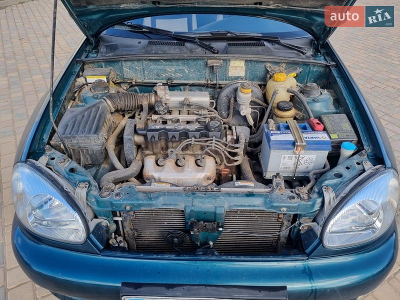 Седан Daewoo Lanos 1998 в Староказачьем