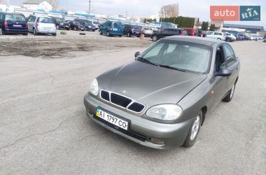 Daewoo Lanos  2001