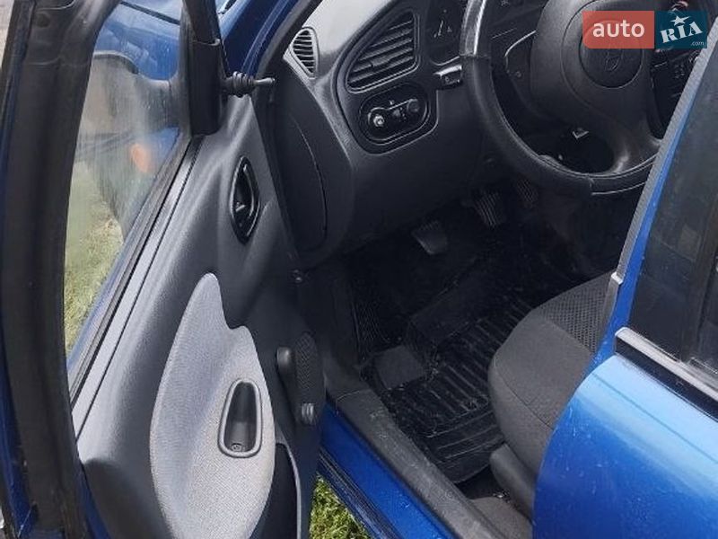 Седан Daewoo Lanos 2008 в Днепре