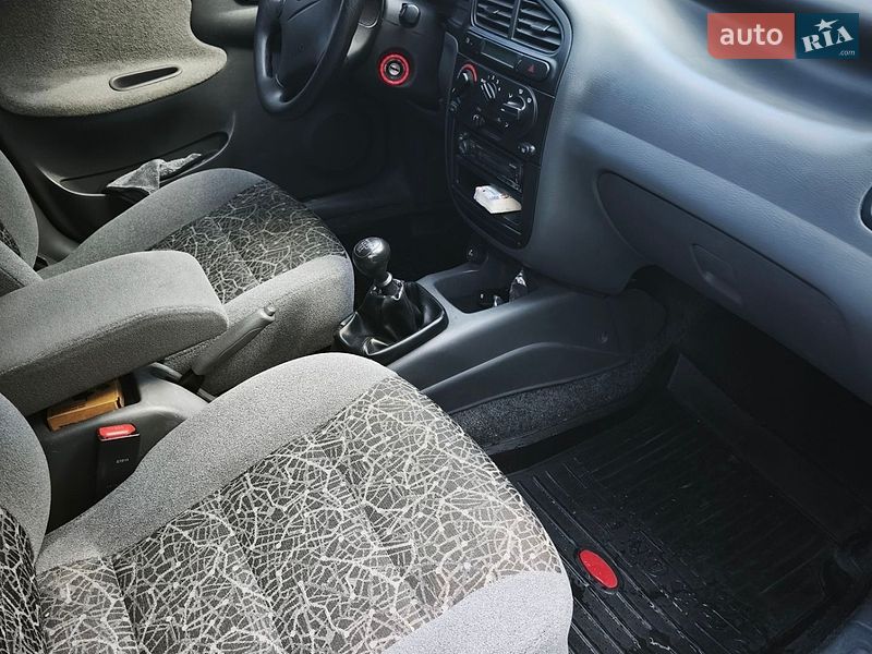 Седан Daewoo Lanos 2008 в Львове