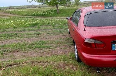 Daewoo Lanos  1998