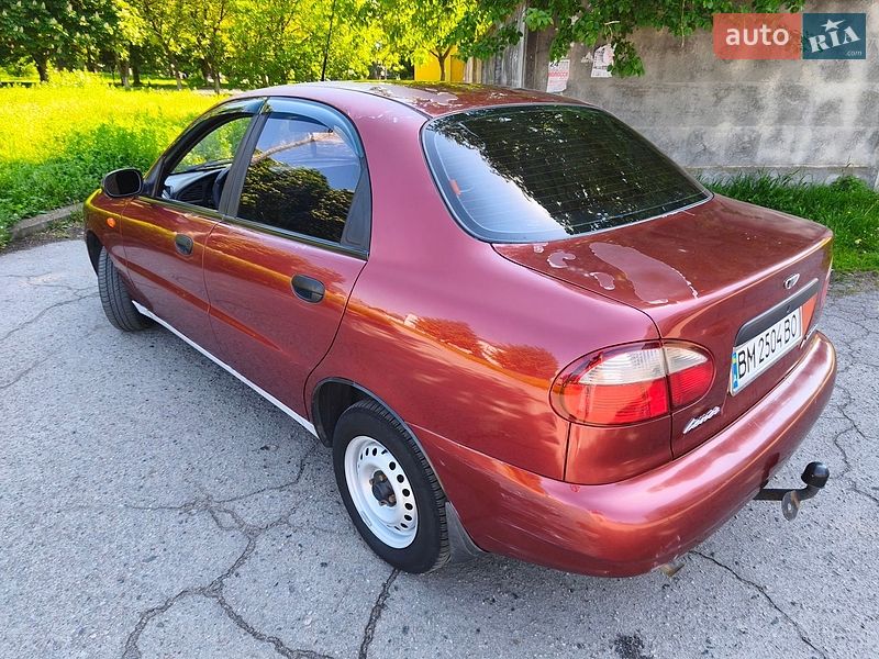 Седан Daewoo Lanos 2004 в Ромнах