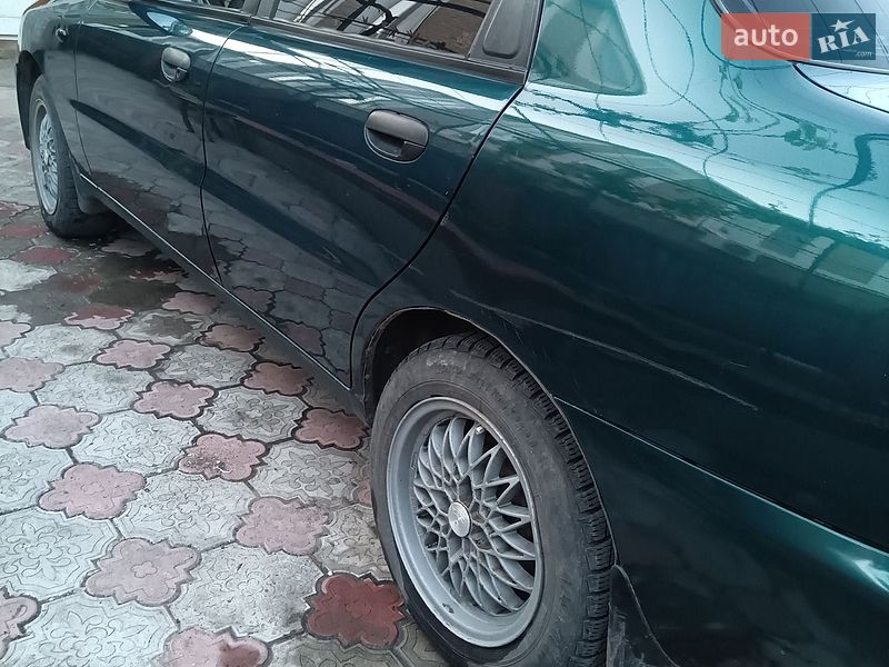 Седан Daewoo Lanos 2005 в Подільську