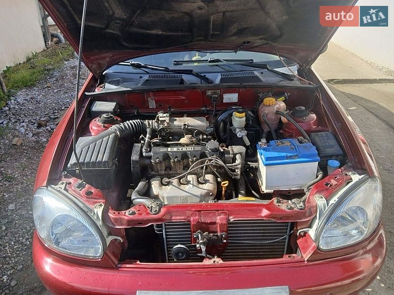 Седан Daewoo Lanos 2006 в Рахове
