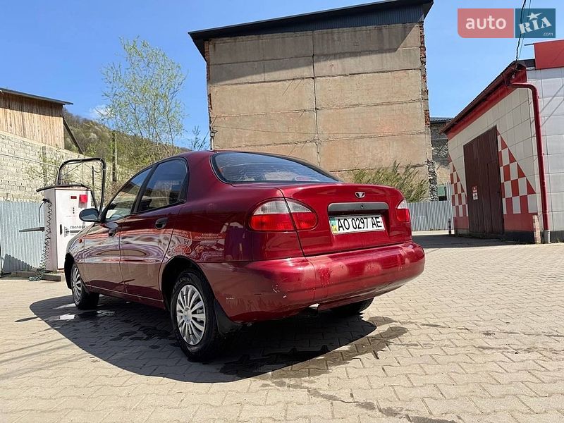 Седан Daewoo Lanos 2006 в Рахове