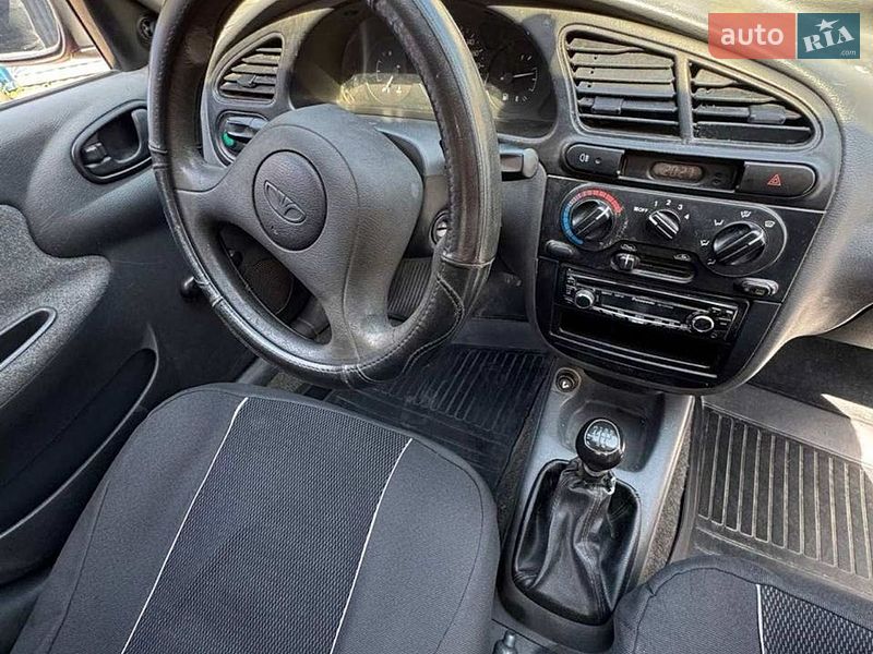 Седан Daewoo Lanos 2006 в Рахове