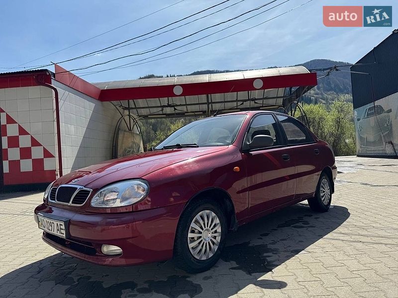 Седан Daewoo Lanos 2006 в Рахове