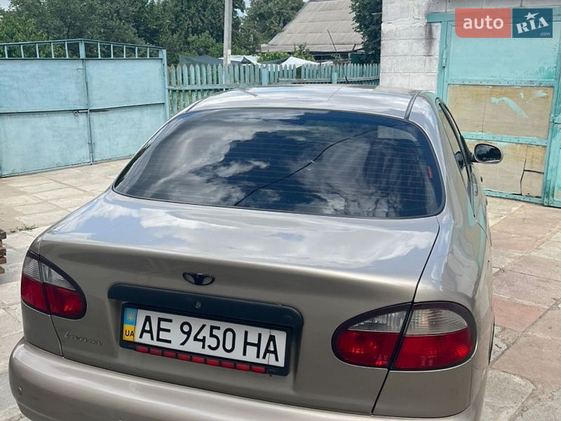 Седан Daewoo Lanos 2008 в Жовтих Водах