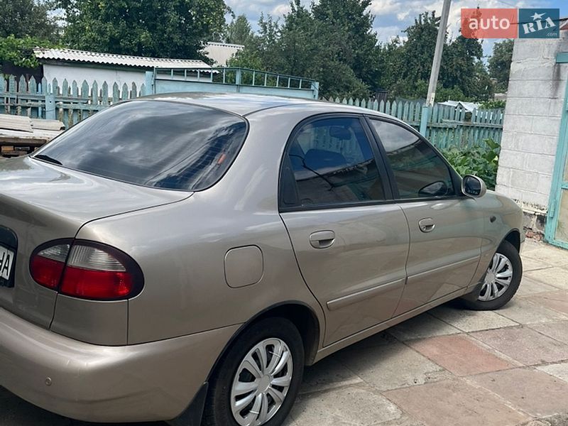 Седан Daewoo Lanos 2008 в Жовтих Водах