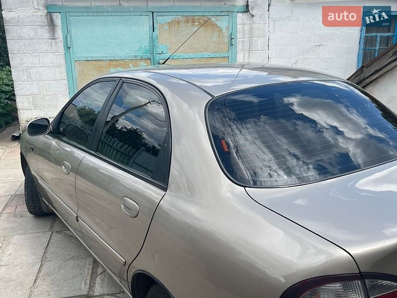Седан Daewoo Lanos 2008 в Жовтих Водах