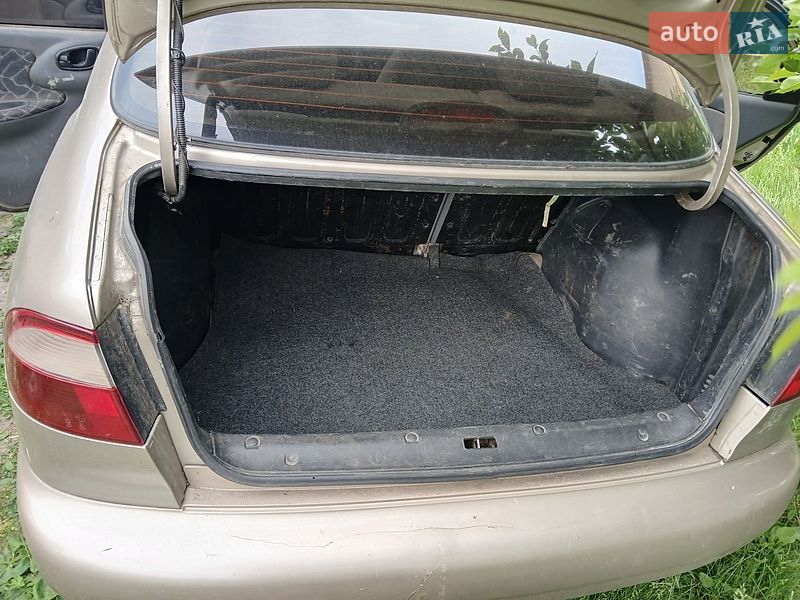 Седан Daewoo Lanos 2008 в Луцьку