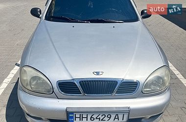 Daewoo Lanos  1998