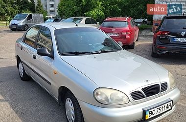 Седан Daewoo Lanos 2004 в Львове