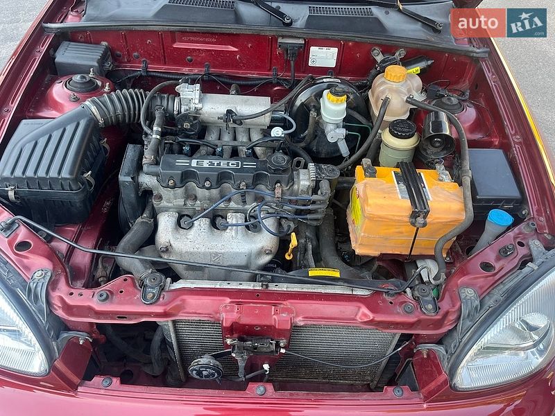 Седан Daewoo Lanos 2003 в Дніпрі