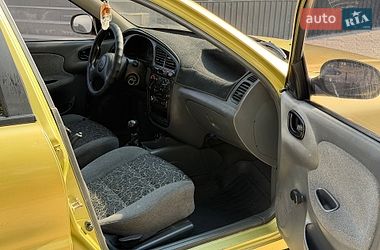 Седан Daewoo Lanos 2006 в Миколаєві