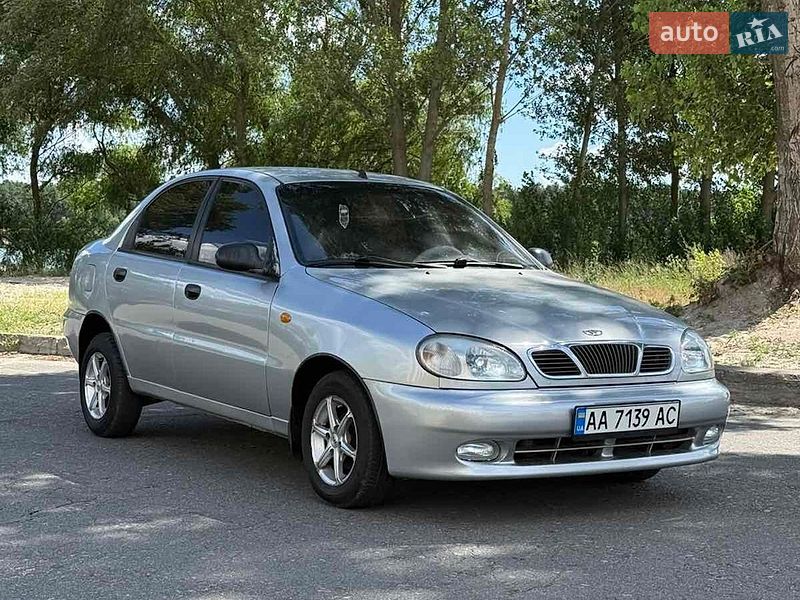 Седан Daewoo Lanos 2006 в Києві