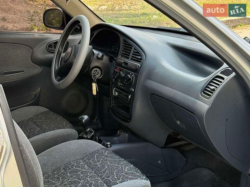 Седан Daewoo Lanos 2006 в Києві