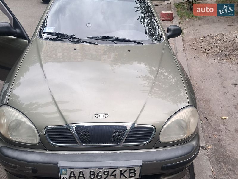 Седан Daewoo Lanos 2004 в Киеве