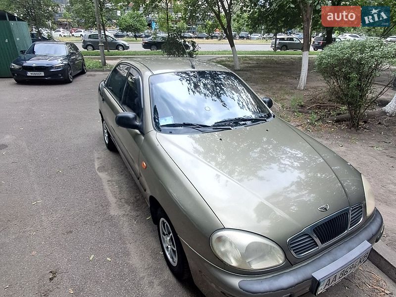 Седан Daewoo Lanos 2004 в Киеве