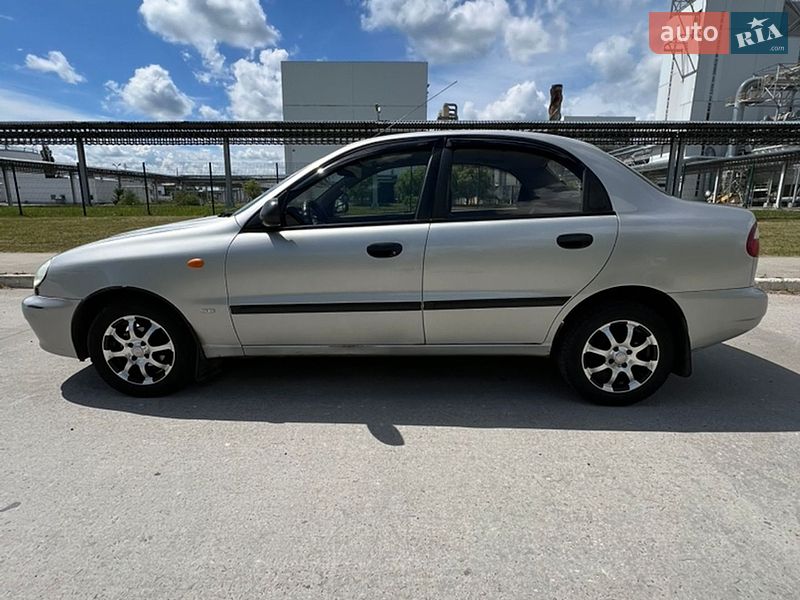 Седан Daewoo Lanos 2005 в Коростене фото Седан Daewoo Lanos 2005 в Коростене