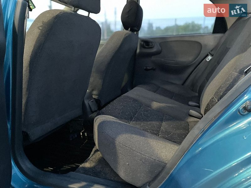 Седан Daewoo Lanos 2006 в Миколаєві