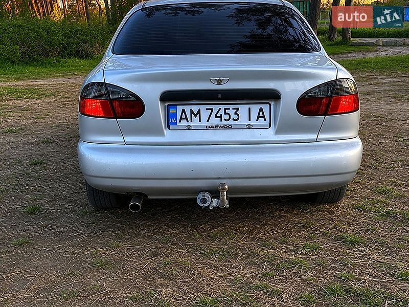 Седан Daewoo Lanos 2003 в Коростені