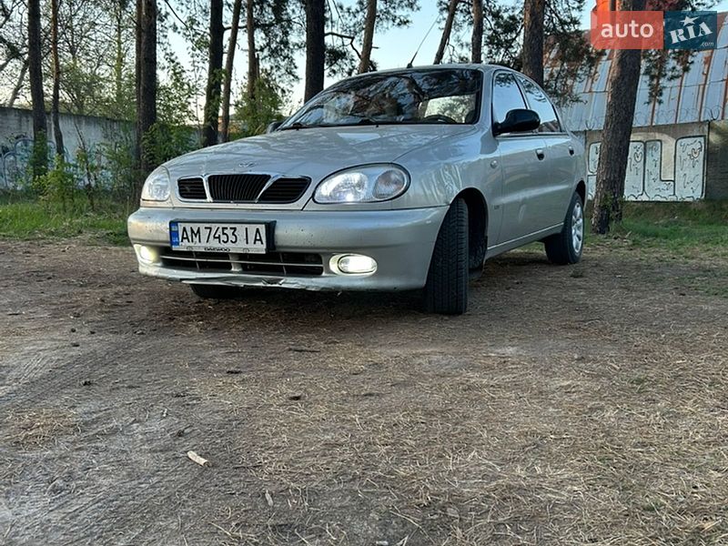 Седан Daewoo Lanos 2003 в Коростені
