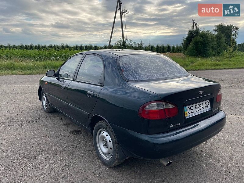 Седан Daewoo Lanos 2004 в Хотине