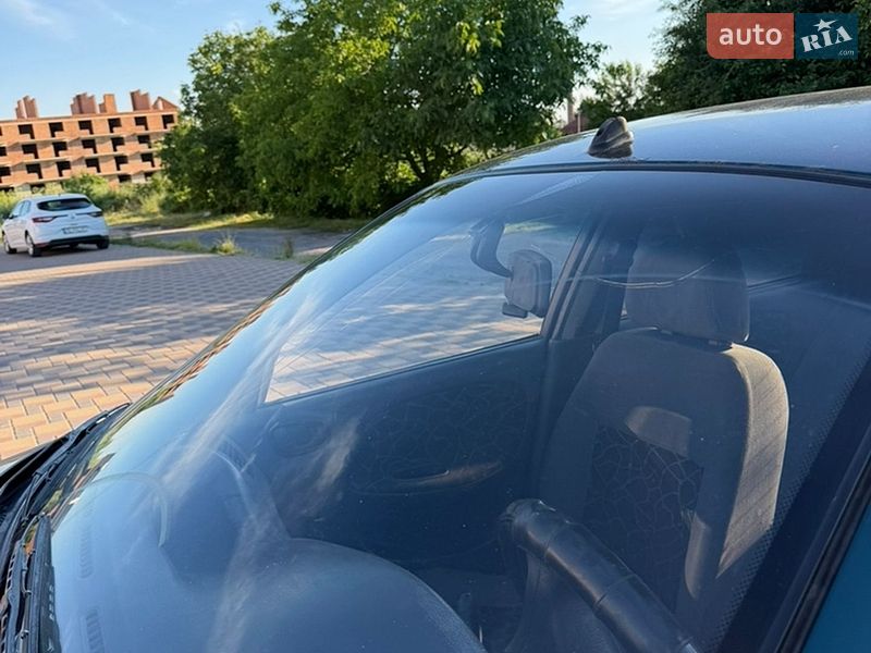 Седан Daewoo Lanos 2004 в Гайсине