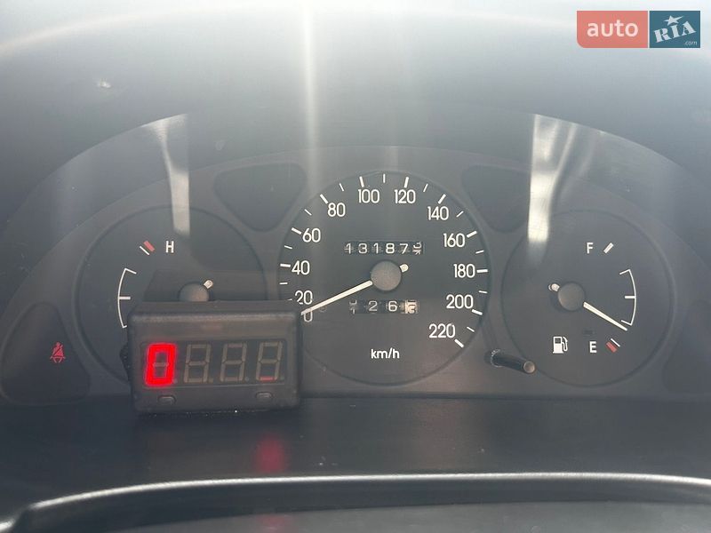 Седан Daewoo Lanos 2008 в Львові