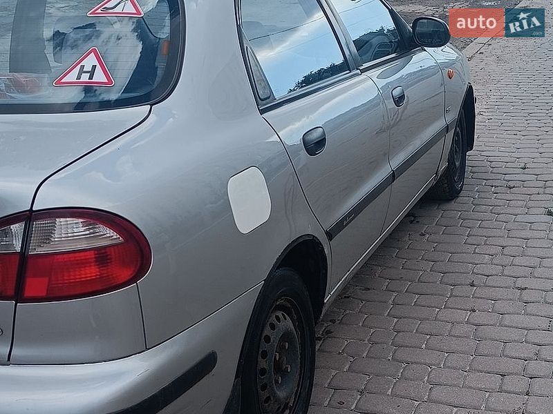 Седан Daewoo Lanos 2003 в Харькове