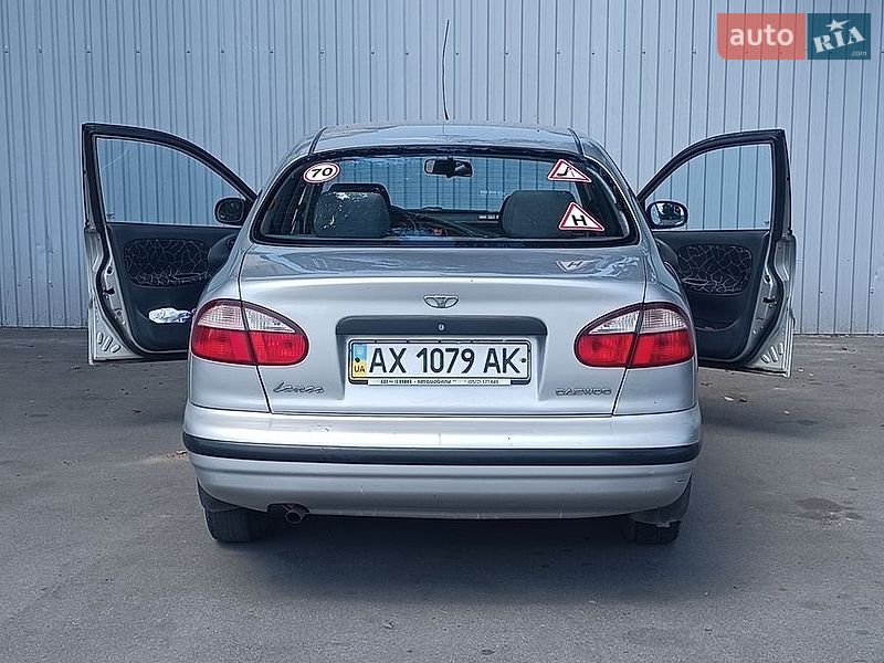 Седан Daewoo Lanos 2003 в Харькове