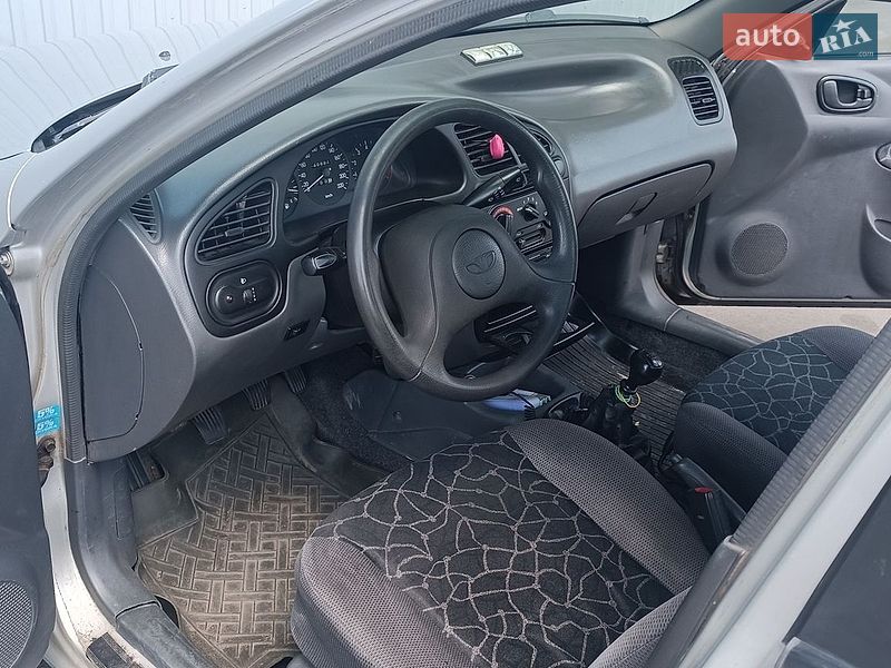 Седан Daewoo Lanos 2003 в Харькове
