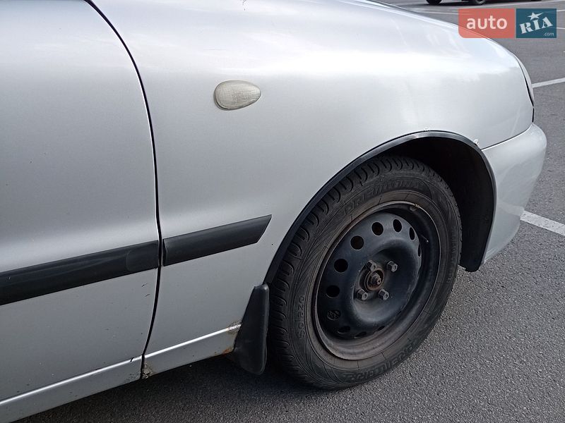 Седан Daewoo Lanos 2006 в Киеве