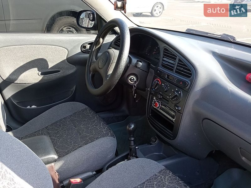 Седан Daewoo Lanos 2006 в Киеве