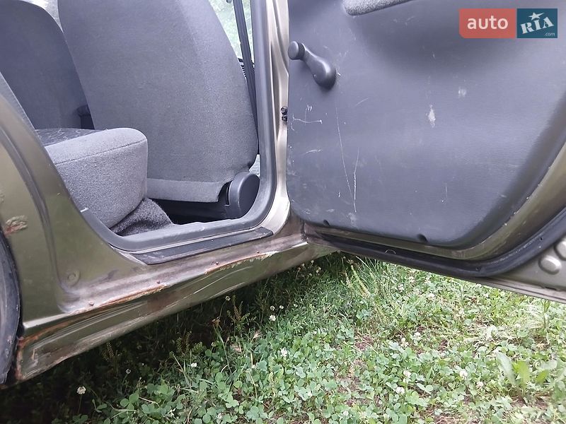 Седан Daewoo Lanos 2006 в Харкові