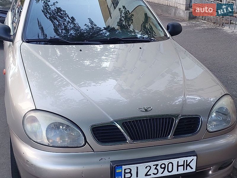Седан Daewoo Lanos 2004 в Кременчуці
