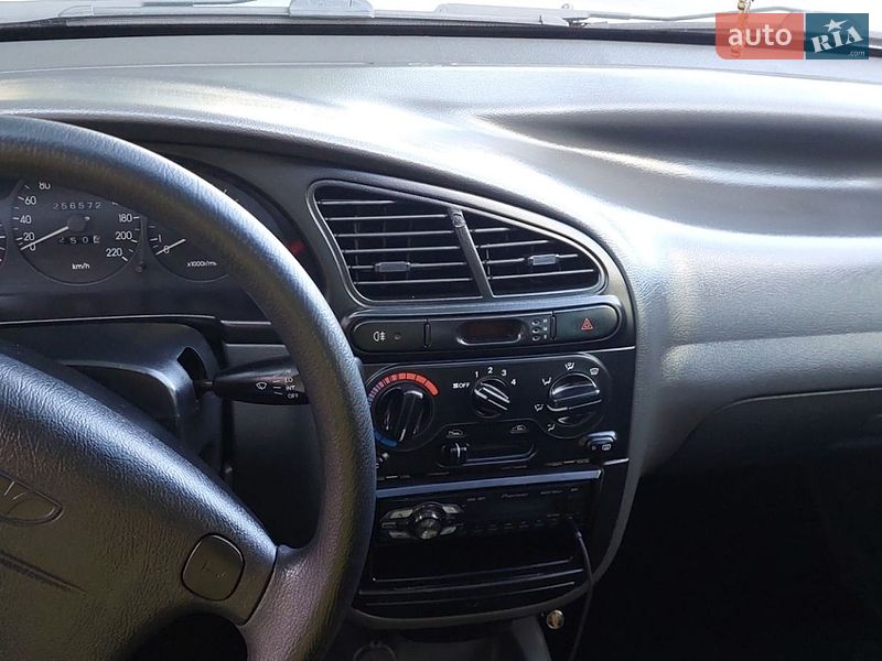 Седан Daewoo Lanos 2004 в Кременчуці