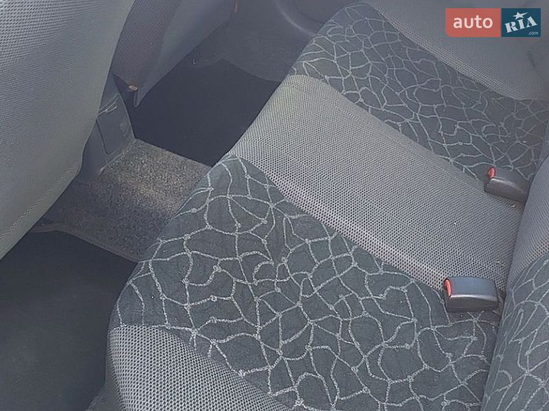 Седан Daewoo Lanos 2004 в Кременчуці