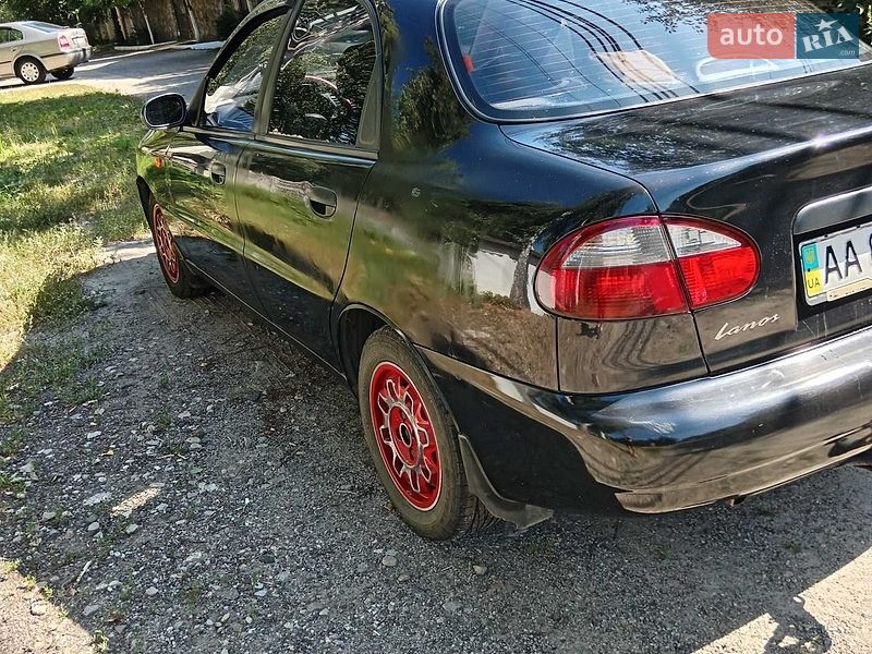 Седан Daewoo Lanos 2006 в Києві