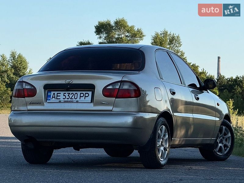 Седан Daewoo Lanos 2004 в Дніпрі