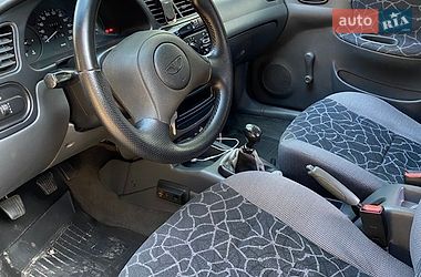 Седан Daewoo Lanos 2002 в Луцьку