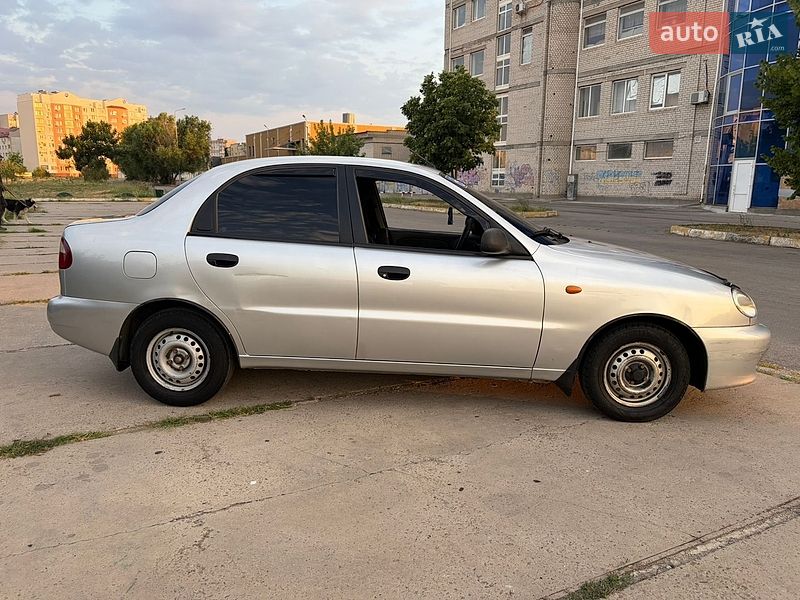 Daewoo Lanos 2008