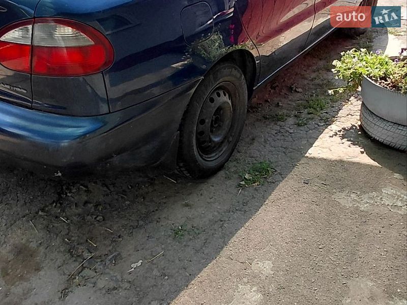 Седан Daewoo Lanos 2003 в Кременчуге