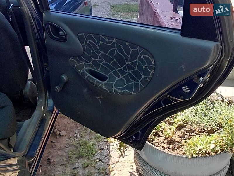 Седан Daewoo Lanos 2003 в Кременчуге