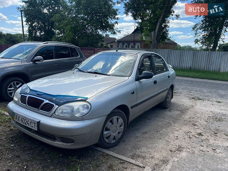 Седан Daewoo Lanos 2005 в Алексеевке